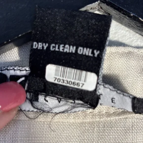 Vintage Carole Little XL Linen Sleeveless Button Front Blouse Black Embroidery - Picture 8 of 9